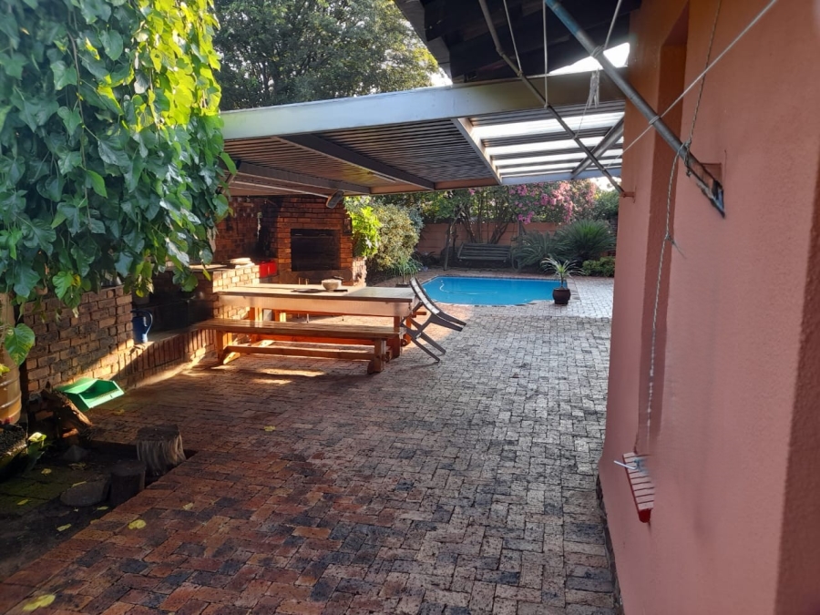 3 Bedroom Property for Sale in Vaalpark Free State